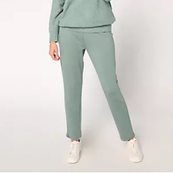 Barefoot Dreams Pants Cozy River Green 1X NEW - Picture 1 of 10